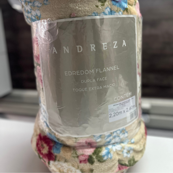 Edredom Queen Dupla Face Flannel Estampado 2,20m X 2,40M Andreza - Floral Colorido Edredom Queen Dupla Face Flannel Estampado 2,20m X 2,40M Andreza - Floral Colorido