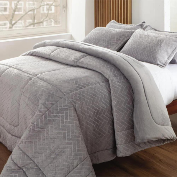 Edredom Solteiro Soft Charm 1,60m x 2,40m Seven - Cinza Lunar Edredom Solteiro Soft Charm 1,60m x 2,40m Seven - Cinza Lunar