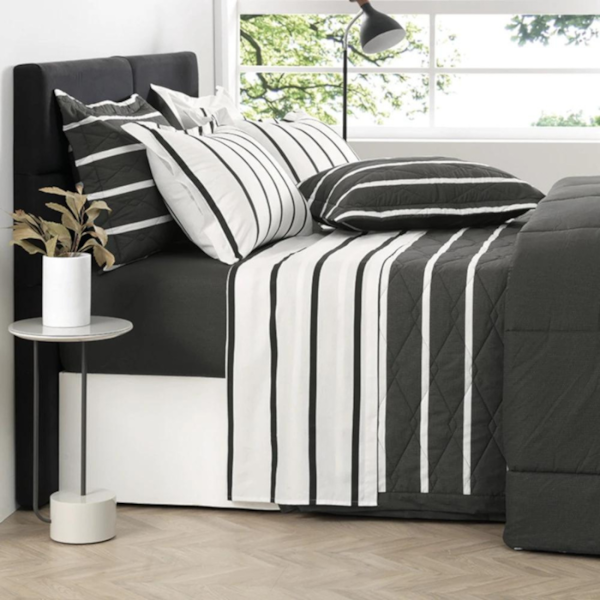 Jogo de Cama Queen 4 Peças 180 Fios Karsten - Tomaz Jogo de Cama Queen 4 Peças 180 Fios Karsten - Tomaz