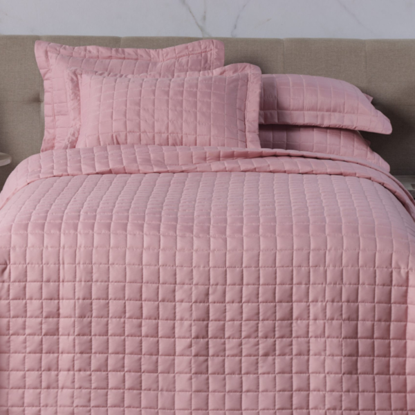 Kit Colcha Matelado Classic Chess Texhome - Coral(Confira tamanhos disponíveis) Kit Colcha Matelado Classic Chess Texhome - Coral(Confira tamanhos disponíveis)