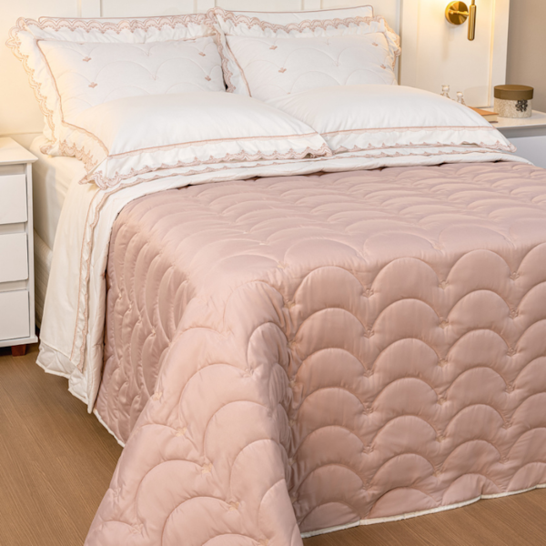 Kit Coordenado King Imperiale 180 Fios 03 Peças Palha Lavive - Rose Kit Coordenado King Imperiale 180 Fios 03 Peças Palha Lavive - Rose
