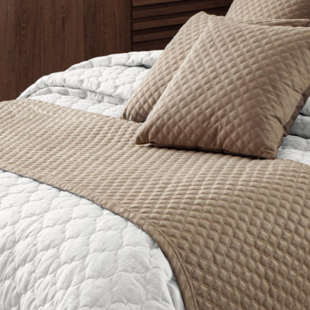 Peseira Veludo Luxor Matelado 42cm x 2,00M Seven - (Confira cores disponíveis)