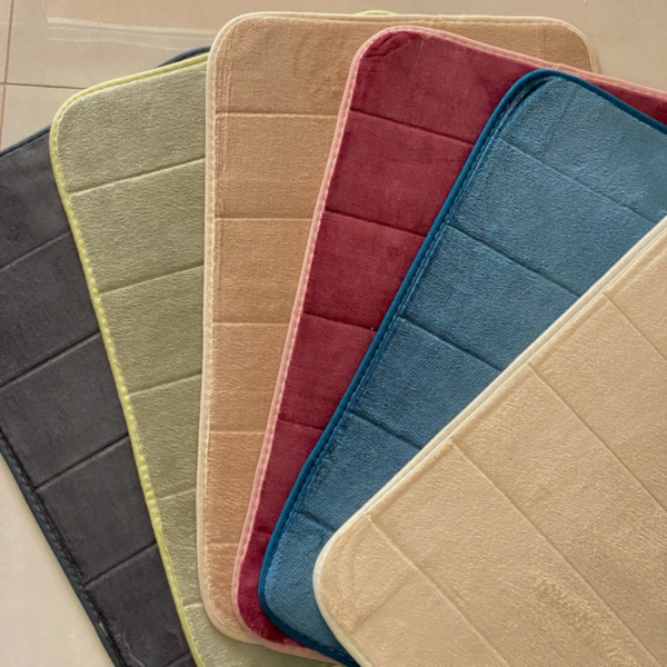 Tapete de Banheiro 50cm x 80cm - Clássica (confira cores) Tapete de Banheiro 50cm x 80cm - Clássica (confira cores)