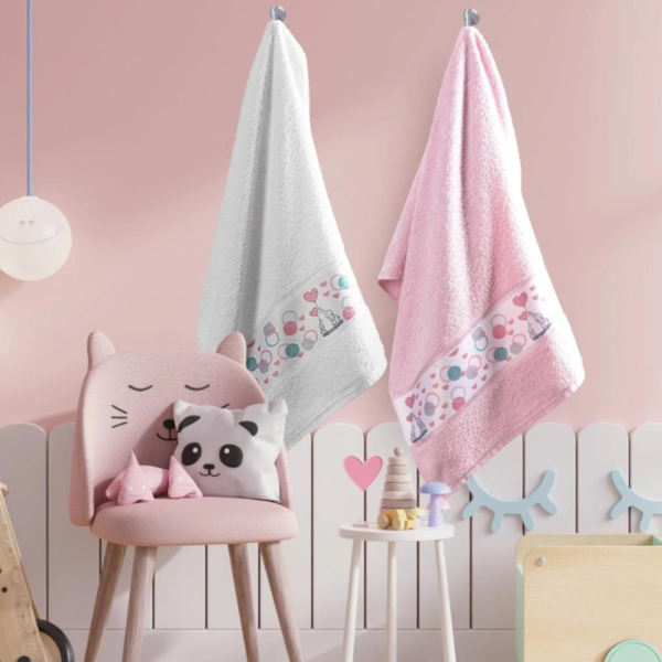 Toalha de Banho Infantil Sweet Moment 70cm X 1,30m Lufamar - Belle 0237 Toalha de Banho Infantil Sweet Moment 70cm X 1,30m Lufamar - Belle 0237