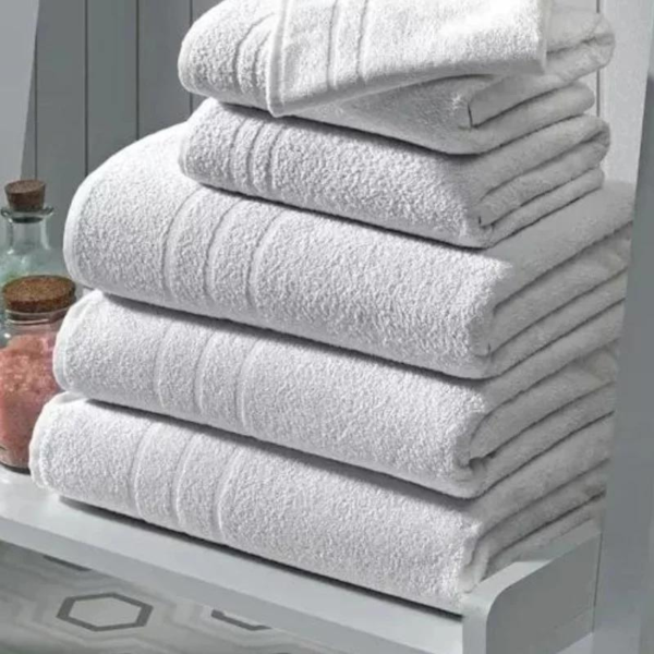 Toalha de Banho Silver 70cm X 140cm Lufamar - Branco Toalha de Banho Silver 70cm X 140cm Lufamar - Branco