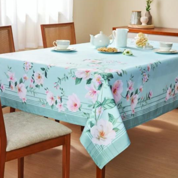 Toalha de Mesa Quadrada 2,30m x 2,30m Casa com Casa Lepper - Poema Florido Toalha de Mesa Quadrada 2,30m x 2,30m Casa com Casa Lepper - Poema Florido