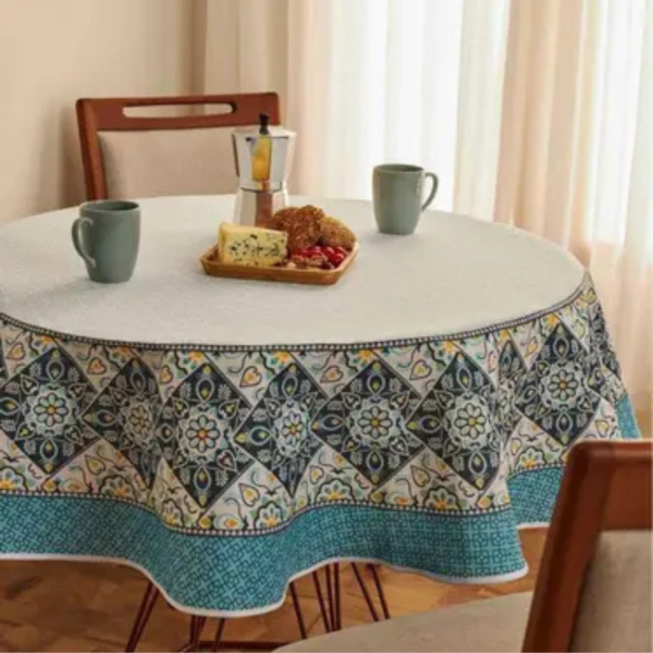 Toalha de Mesa Redonda Pop1,55m 4 lugares Estampada Lepper- Fiança Toalha de Mesa Redonda Pop1,55m 4 lugares Estampada Lepper- Fiança