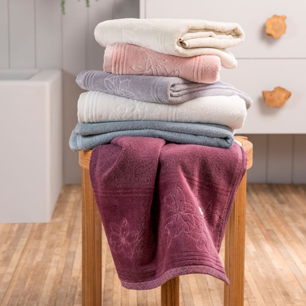 Toalha de Rosto 100% Algodão Le Bain Elba Artex - UVA Toalha de Rosto 100% Algodão Le Bain Elba Artex - UVA