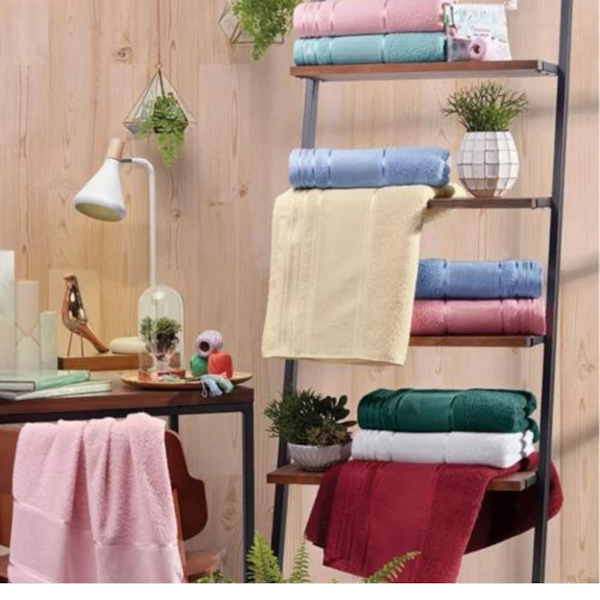 Toalha de Rosto Desiree Pinta e Borda 100% Algodão 41cm x 70cm Santista - Rose Toalha de Rosto Desiree Pinta e Borda 100% Algodão 41cm x 70cm Santista - Rose