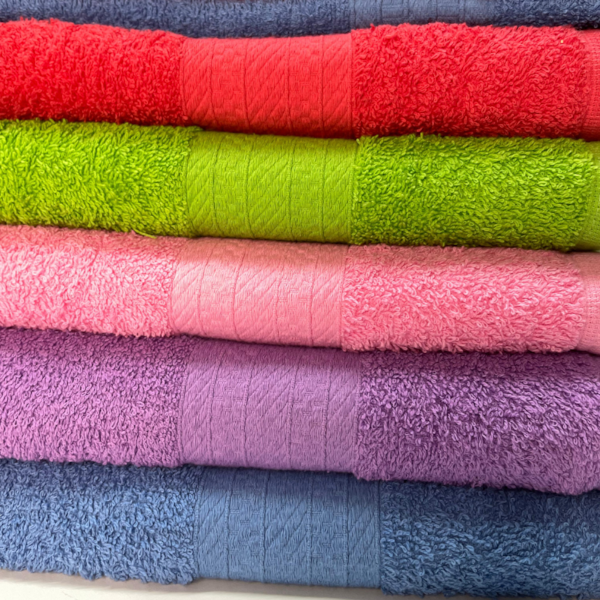 Toalha de Rosto Imperial 45cm x 70cm 100% Algodão Martins - (Confira cores disponíveis) Toalha de Rosto Imperial 45cm x 70cm 100% Algodão Martins - (Confira cores disponíveis)