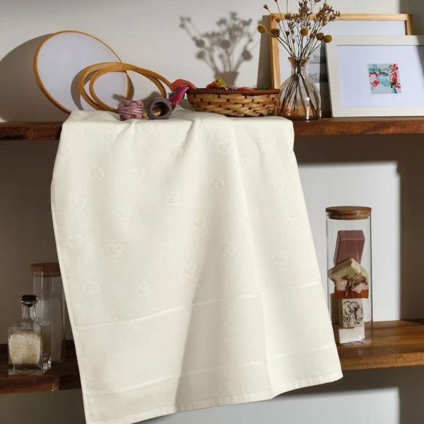 Toalha de Rosto Velour Verona Art Liso 50cm x 80cm Dohler - (Confira cores disponíveis) Toalha de Rosto Velour Verona Art Liso 50cm x 80cm Dohler - (Confira cores disponíveis)